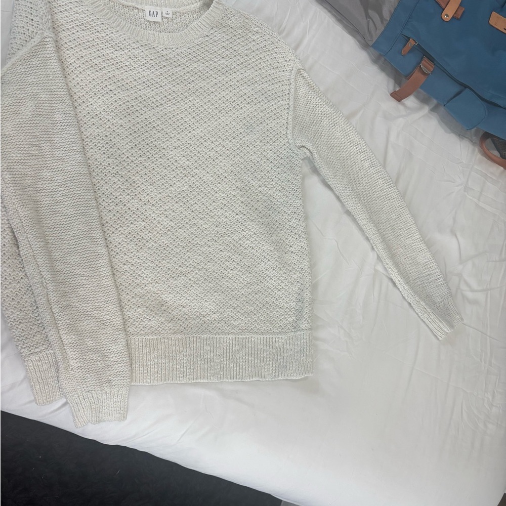 GAP Women's Cream Sweater